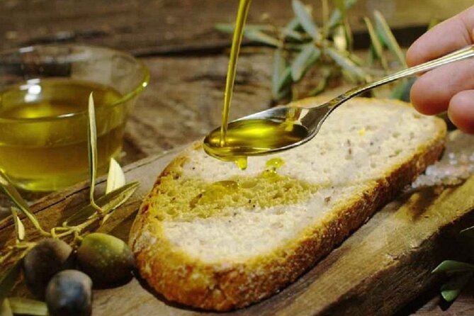Nice Sunset Food Tour – A Full Taste of France by Do Eat Better - Stop 4: Rue Cassini Aperitif With Wine and Cheese
