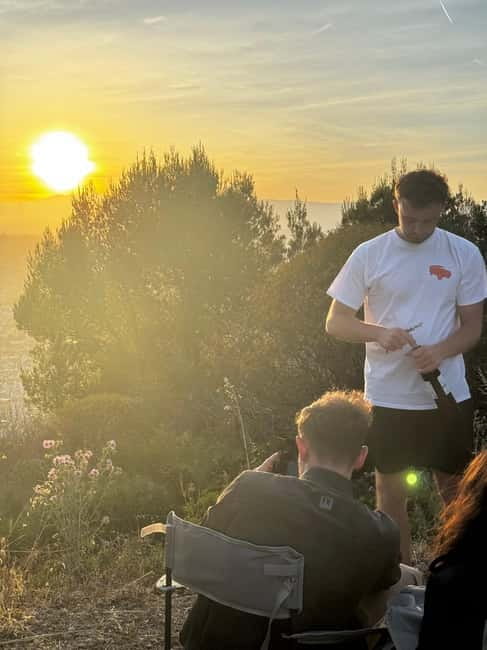 Nice: Sunset & Wine Tasting in a historic Land Rover - Starting at Collège Port Lympia and climbing the Nice heights