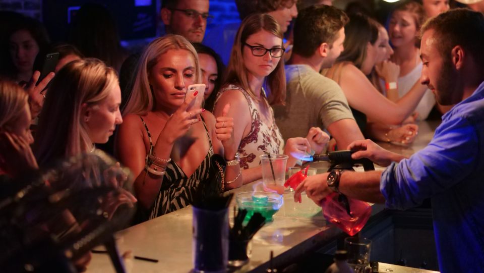 Nice: Ultimate Party Bar Crawl Free Shots & VIP Club Entry - Entering the Night Scene: what this crawl is really for