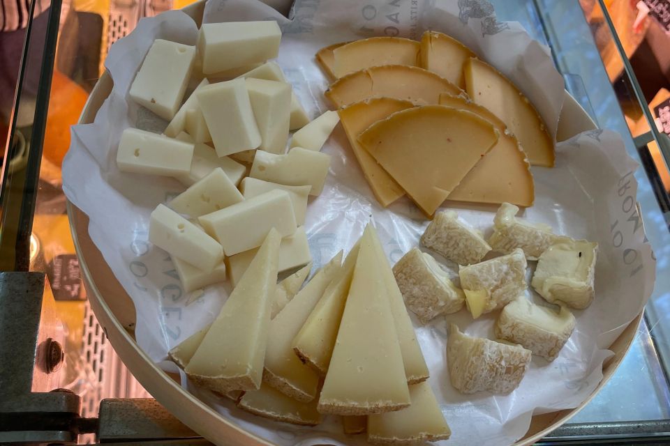 No Diet Club - Amazing local food in Biarritz ! - Many tastings, from pintxos to truffle ham and local cheese