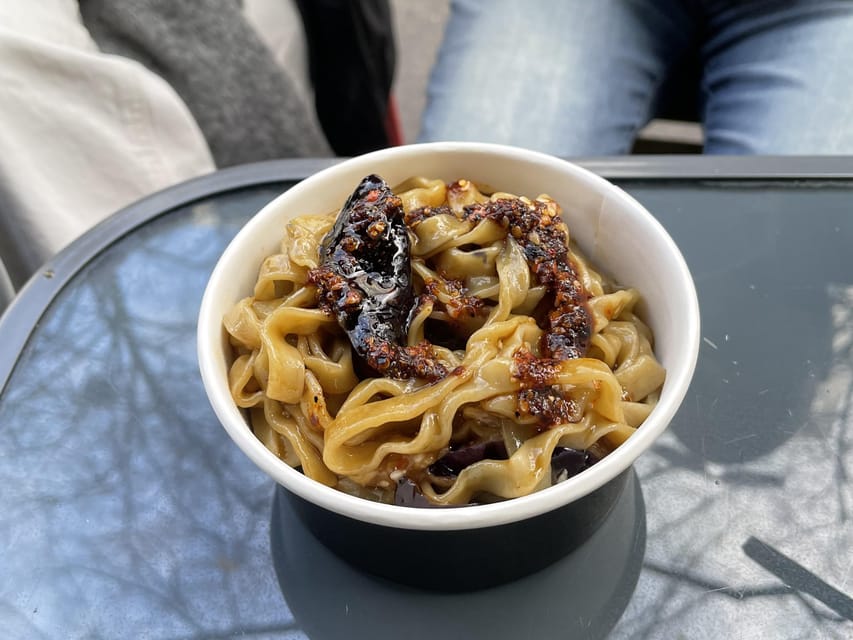 No Diet Club - Special Hong Kong food tour in Paris ! - Why the small group matters