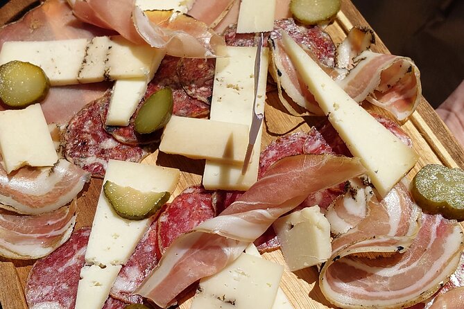 NO DIET CLUB - Unique local food tour in Ajaccio (English/French) - Vegetarian-friendly without losing the point