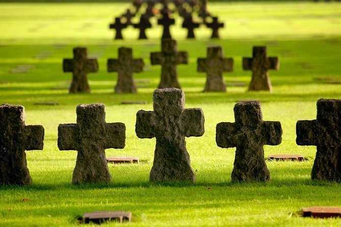 Normandy American & British DDay Beaches Halfday Tour from Bayeux - Guides and pacing: what you can realistically expect