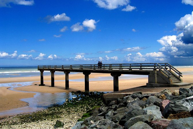 Normandy American & British DDay Beaches Halfday Tour from Bayeux - What to wear (and what to bring) for respectful beach time