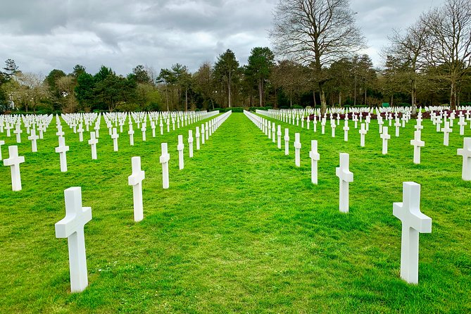 Normandy Battlefields D-Day Private Trip with VIP Services from Paris - Key things that make this Normandy VIP day different