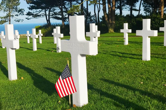 Normandy D-Day Beaches Private Day Trip with American Cemetery & Omaha Beach - Lunch and the Overlord Museum