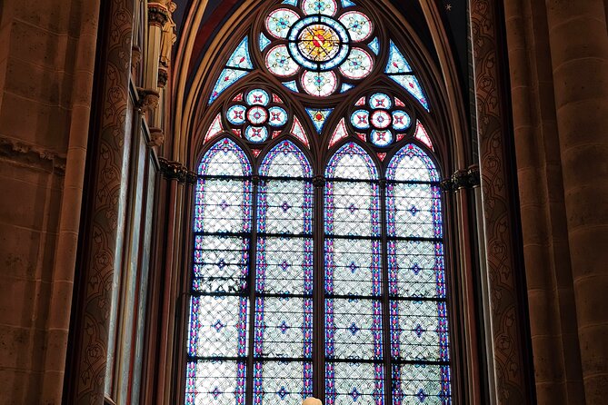Notre Dame Access: Explore Inside with a licensed Guide. - Headsets and Crowd Control: How the Tour Stays Audible