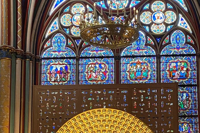 Notre-Dame Cathedral Guided Tour with Access - Reserved Entry Inside Notre-Dame: Your Best Shot at a Calm Visit
