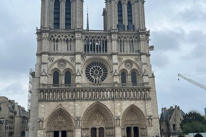 Notre Dame Cathedral Guided Tour with Entry - Timing, crowds, and why the morning slot helps