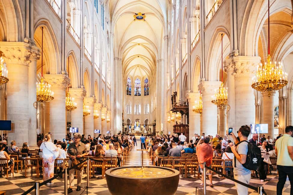 Notre-Dame Cathedral: Guided Tour with Timed Entrance - How long it takes: 1 hour to 90 minutes of meaning, not wandering