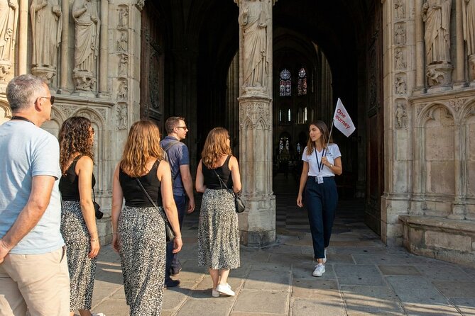 Notre Dame Cathedral:Interior & Exterior Small Group Guided Tour - Guide quality: small-group attention and named guides worth mentioning