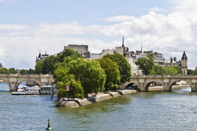 Notre Dame de Paris Interior Guided Tour - Key things to know before you go