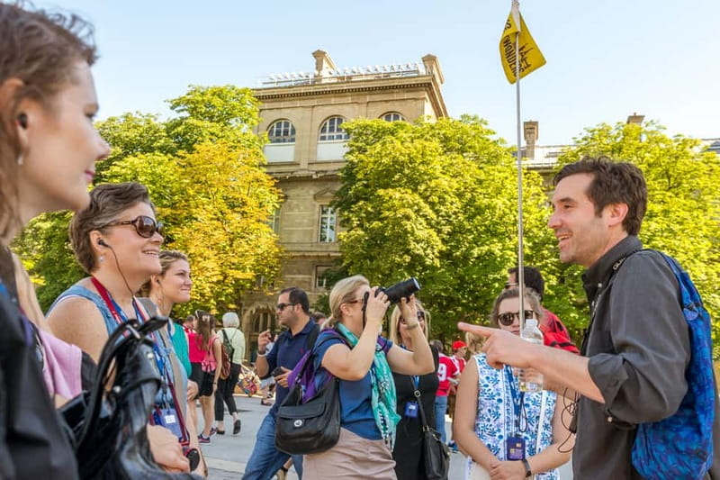 Notre Dame Guided Tour with Access to the Cathedral - Île de la Cité on foot: Conciergerie and Sainte-Chapelle as you would notice them