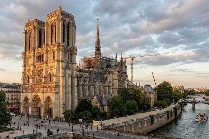 Notre-Dame Interior or Exterior Tour with Scheduled Group Access - Dress Code and Cathedral Etiquette (The Stuff That Actually Matters)
