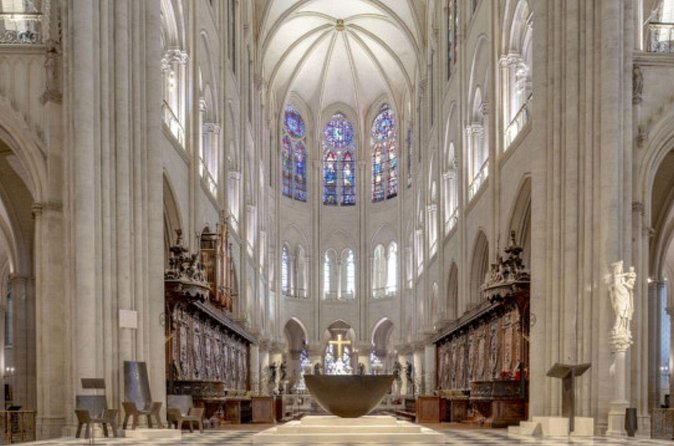 Notre Dame Introduction Tour with Access - The One Part That’s Not Included: No Guided Interior Tour