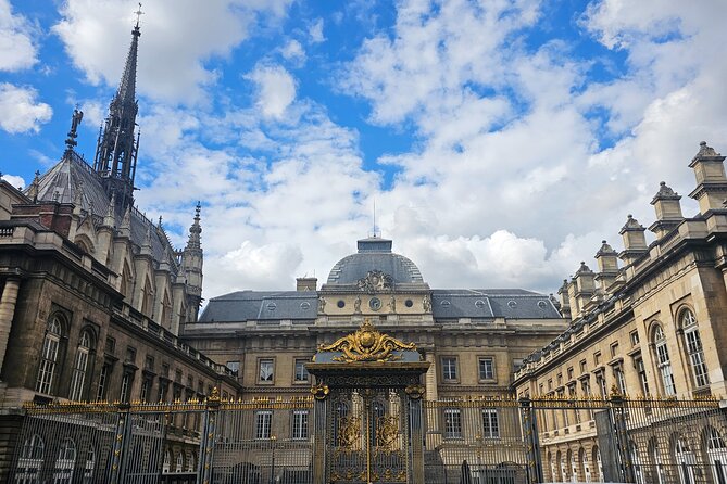 Notre Dame Outdoor Walking Tour and Entrance to Sainte Chapelle - Notre-Dame exterior walking: what you’ll see in about an hour