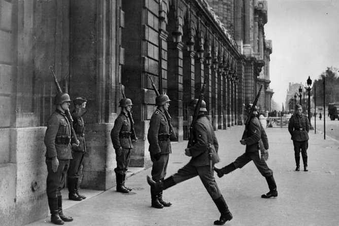 Occupation and Liberation of Paris - Bouillon Chartier and the ordinary city under occupation