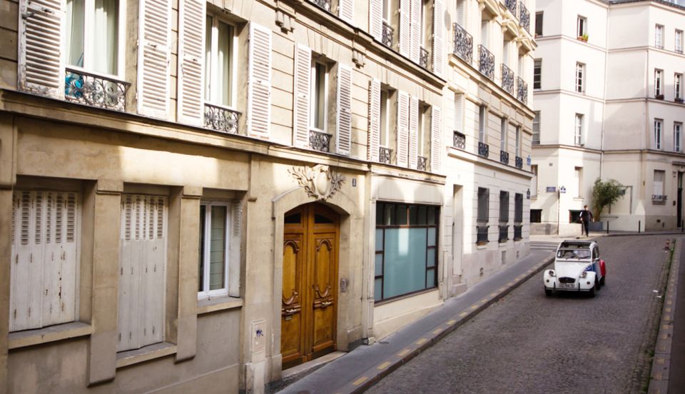 Off-the-Beaten Track in Paris: 2-Hour Vintage 2CV Tour - Key things that make this 2CV tour worth your time