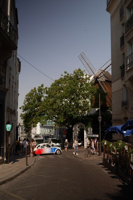 Off-the-Beaten Track in Paris: 2-Hour Vintage 2CV Tour - Price and value: why $129 for 2 hours can make sense