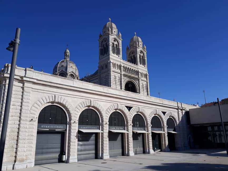 "Old Marseille" district tour and treasure hunt - Price and value: what $33 buys in real terms