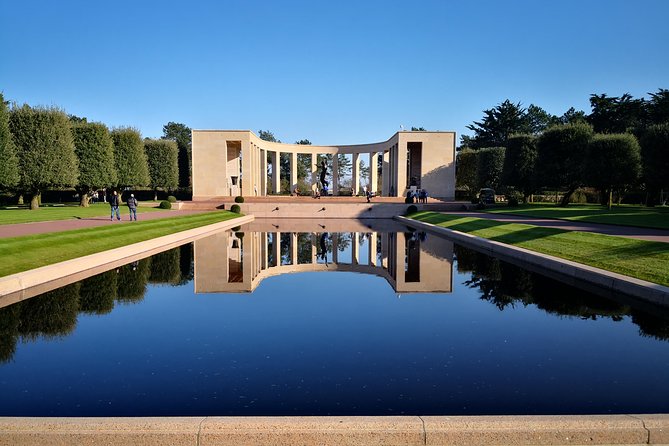 OMAHA Beach - Day trip from Paris to Normandy in a small group (3/7 pax) - What the day feels like with a guide