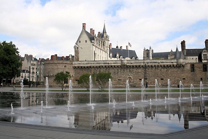 Outdoor escape game | Vikings - The Relic of Odin - Starting at Place du Bouffay with Ragnar’s mission
