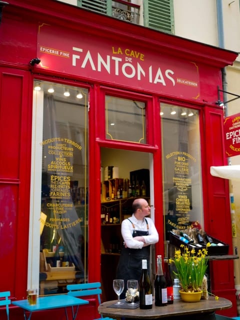 Oyster and white wine tasting in the heart of Montmartre - Trying homemade fish rillettes that change with the season