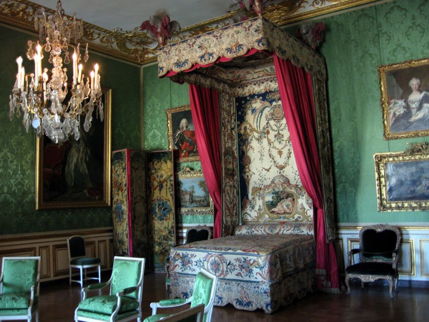 Palace of Versailles Guided Afternoon Tour from Paris - Coach transfer from Paris: plan for meeting point reality