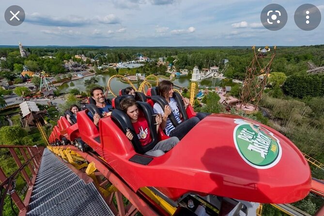 Parc Astérix: Private transport from Paris + entrance ticket - The date-confirmation warning