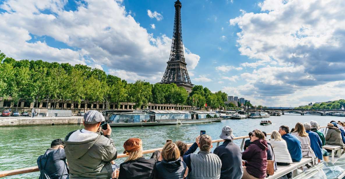 Paris: 1-Hour Seine Cruise departing from the Eiffel Tower - Musée d’Orsay and Île de la Cité: the part that gives you Paris context