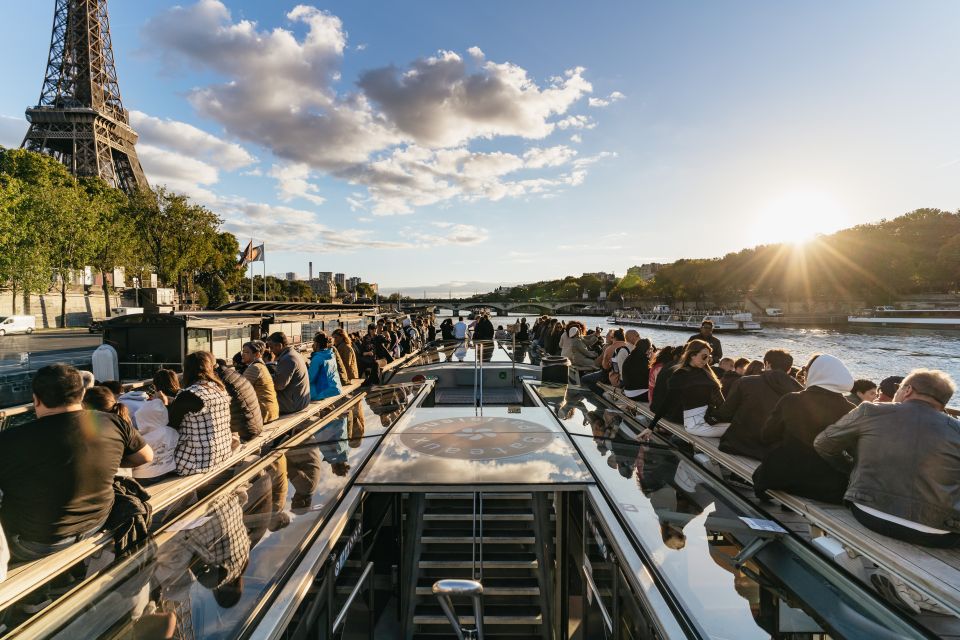 Paris: 1-Hour Sightseeing Cruise and 3-Course Bistro Dinner - Key Highlights You’ll Care About