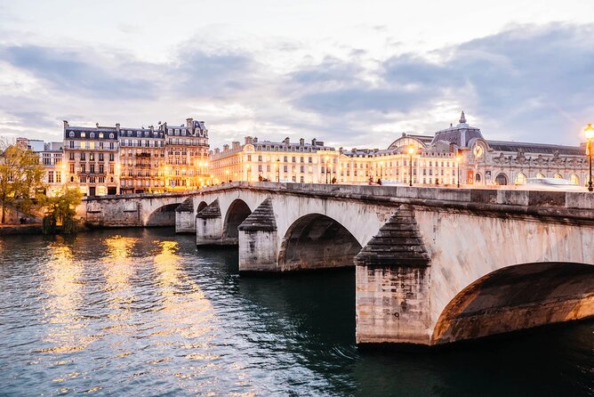 Paris 10-Hour Guided Louvre, Eiffel Tower & Seine River Cruise - The Louvre with only 90 minutes