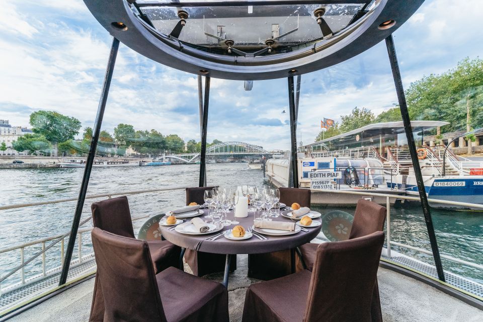 Paris: 3-Course-Dinner Cruise on the Seine with live music - Logistics that can make or break your night (simple tips)