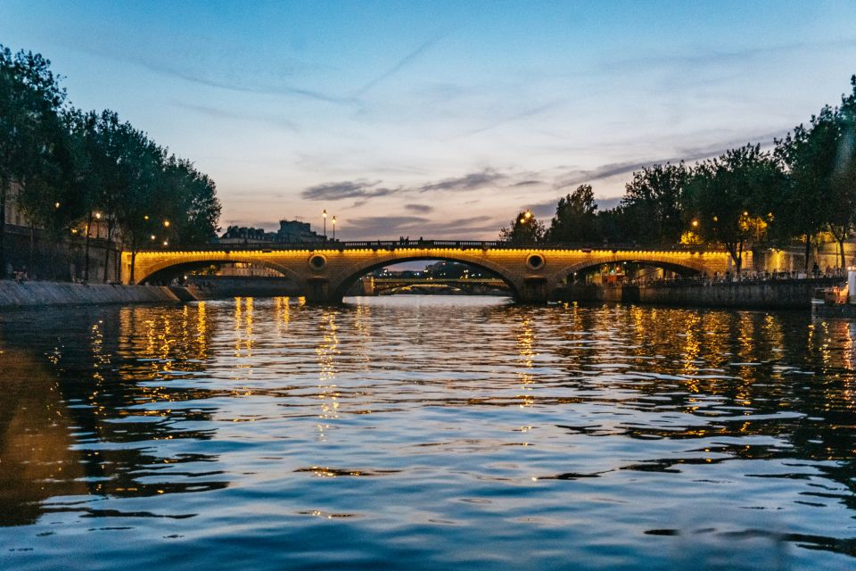 Paris : 3-Course Gourmet Dinner Cruise on Seine River - Price and Value for a $100 Seine Dinner Cruise