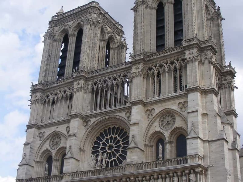 Paris 6-Hour Private Guided Walking Tour - Les Halles and Saint-Eustache