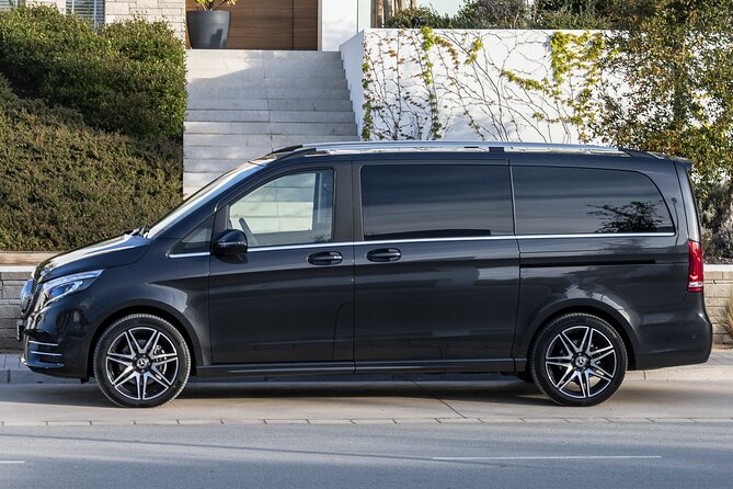 Paris Airport CDG Round-Trip Private Transfers - Driver communication is the real selling point