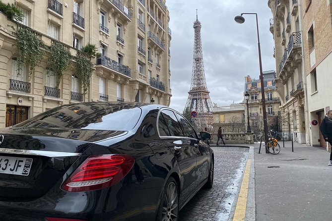 Paris Airport Transfers - Private Car - The car experience: comfort features that actually help