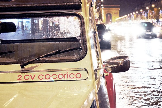Paris and Montmartre 2CV Tour by Night with Champagne - Louvre Area Stops: Seeing the Sights Without a Ticket Stack