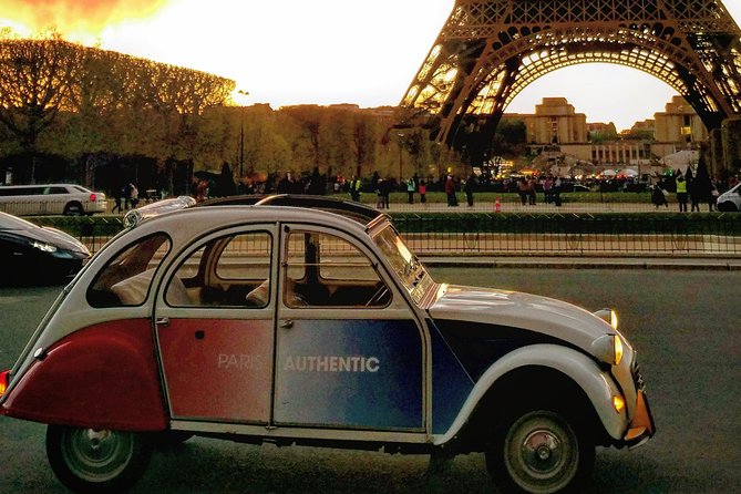 Paris and Montmartre 2CV Tour by Night with Champagne - Montmartre Drive and Sacré-Cœur Panoramas