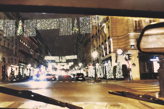 Paris and Montmartre 2CV Tour by Night with Champagne - How the Guide’s Timing and Photo Help Changes Everything