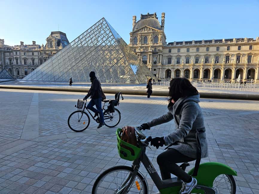 Paris before the crowds, bike tour & Breakfast - Bike Comfort, Cobblestones, and Sharing the Road