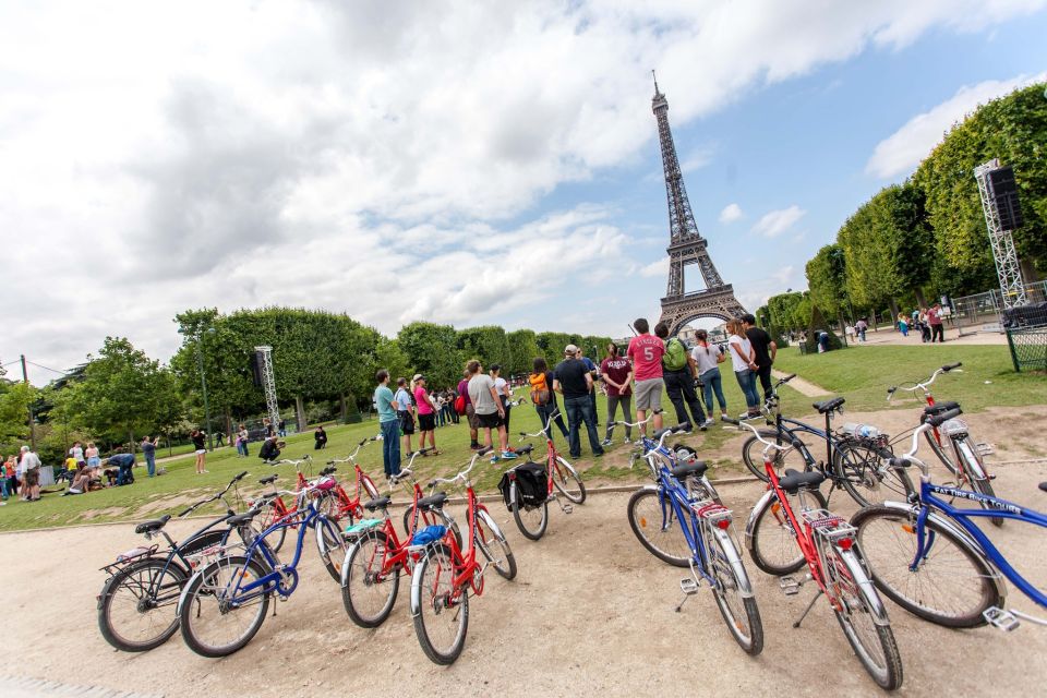 Paris Bike Tour: Eiffel Tower, Place de la Concorde & More - Who should book this bike tour?