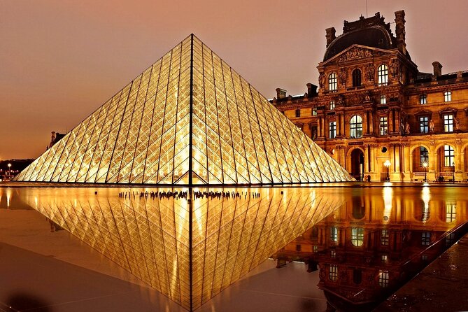 Paris by Night Tour in a Vintage Open-Top French Car Citroën DS - Eiffel Tower by night: the classic moment (and how you get the best angles)