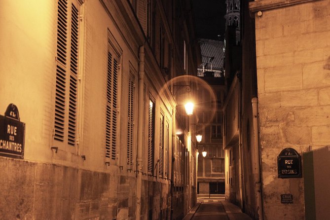 Paris by Night Walking Tour: Ghosts, Mysteries and Legends - Palais de Justice: Public Punishment, Cheering Crowds, Guillotine Sentences