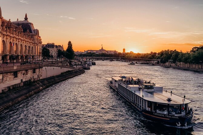Paris Capitaine Fracasse 3 Course Seine River Dinner Cruise - Key things that make this cruise worth your time