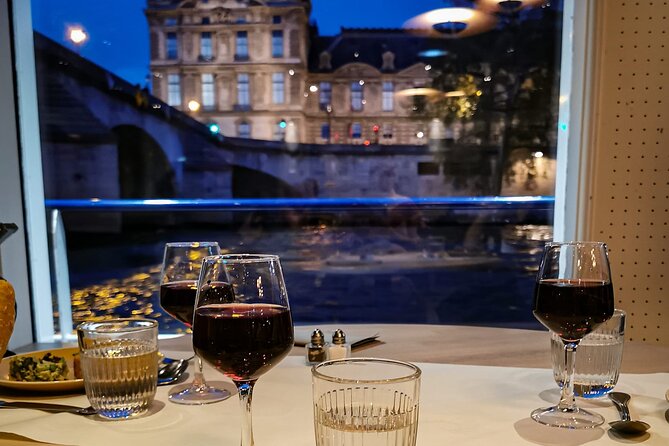 Paris Capitaine Fracasse 3 Course Seine River Dinner Cruise - Who should book this cruise, and who might want a different plan