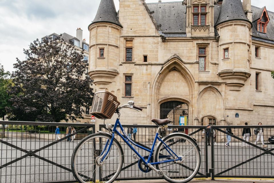 Paris: Charming Nooks and Crannies Bike Tour - Who this tour suits best (and who should skip it)