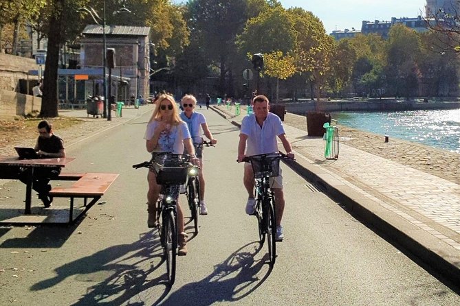 Paris: Charming Nooks and Crannies Bike Tour - Saint-Germain-des-Prés cafés and the Left Bank power map