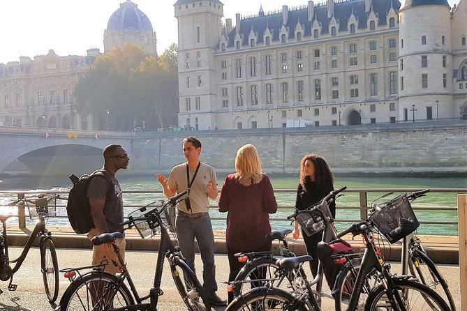 Paris: Charming Nooks and Crannies Bike Tour - Why this ride feels safe: flat streets, small group pacing, and real guidance