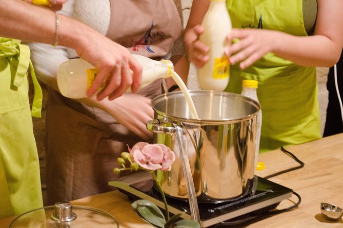 Paris Cheesemaking Workshop including Wine and Cheese Tasting with an Expert - Who should book this cheesemaking workshop